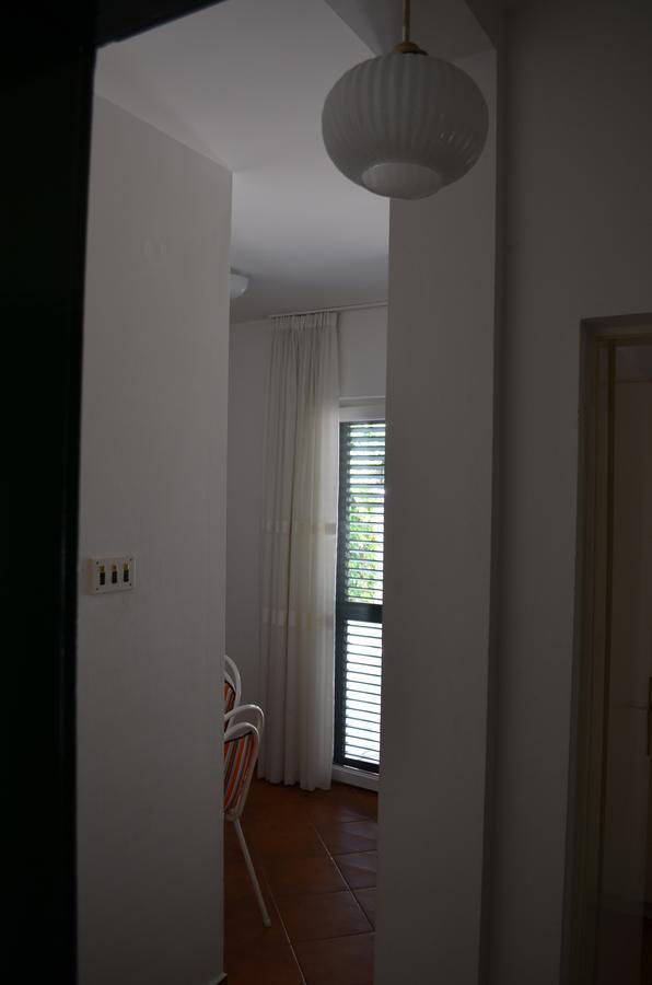 בודווה Amarillo Apartments מראה חיצוני תמונה