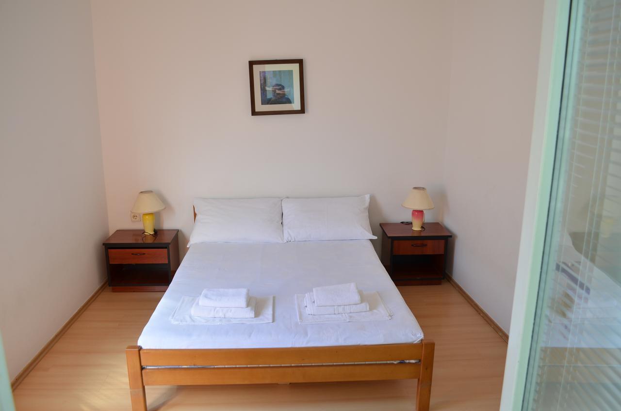 בודווה Amarillo Apartments מראה חיצוני תמונה