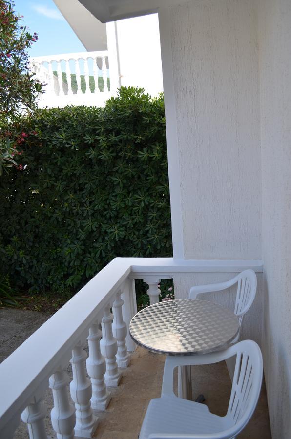 בודווה Amarillo Apartments מראה חיצוני תמונה