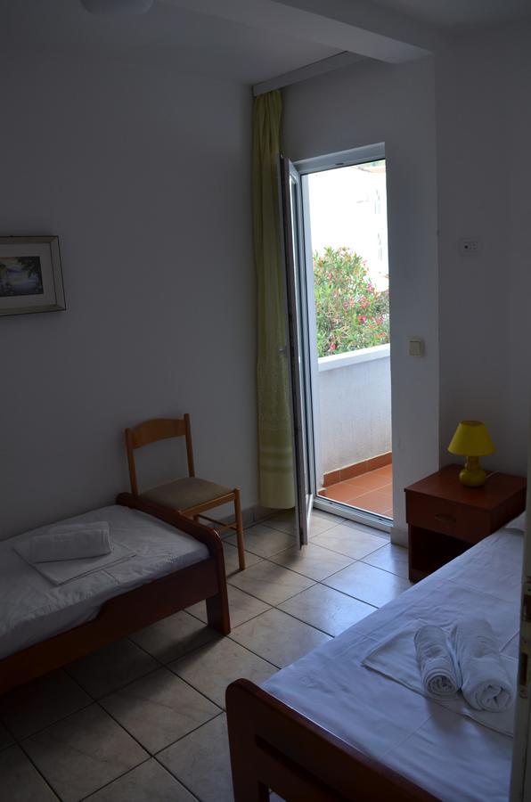 בודווה Amarillo Apartments מראה חיצוני תמונה