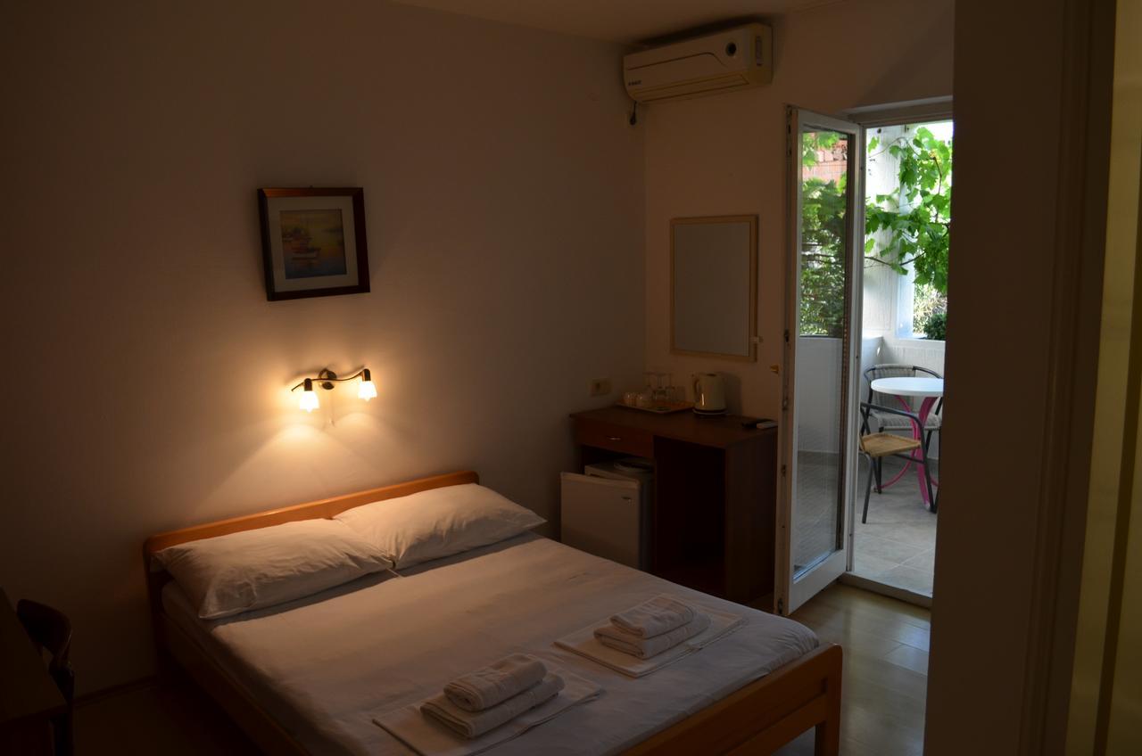 בודווה Amarillo Apartments מראה חיצוני תמונה
