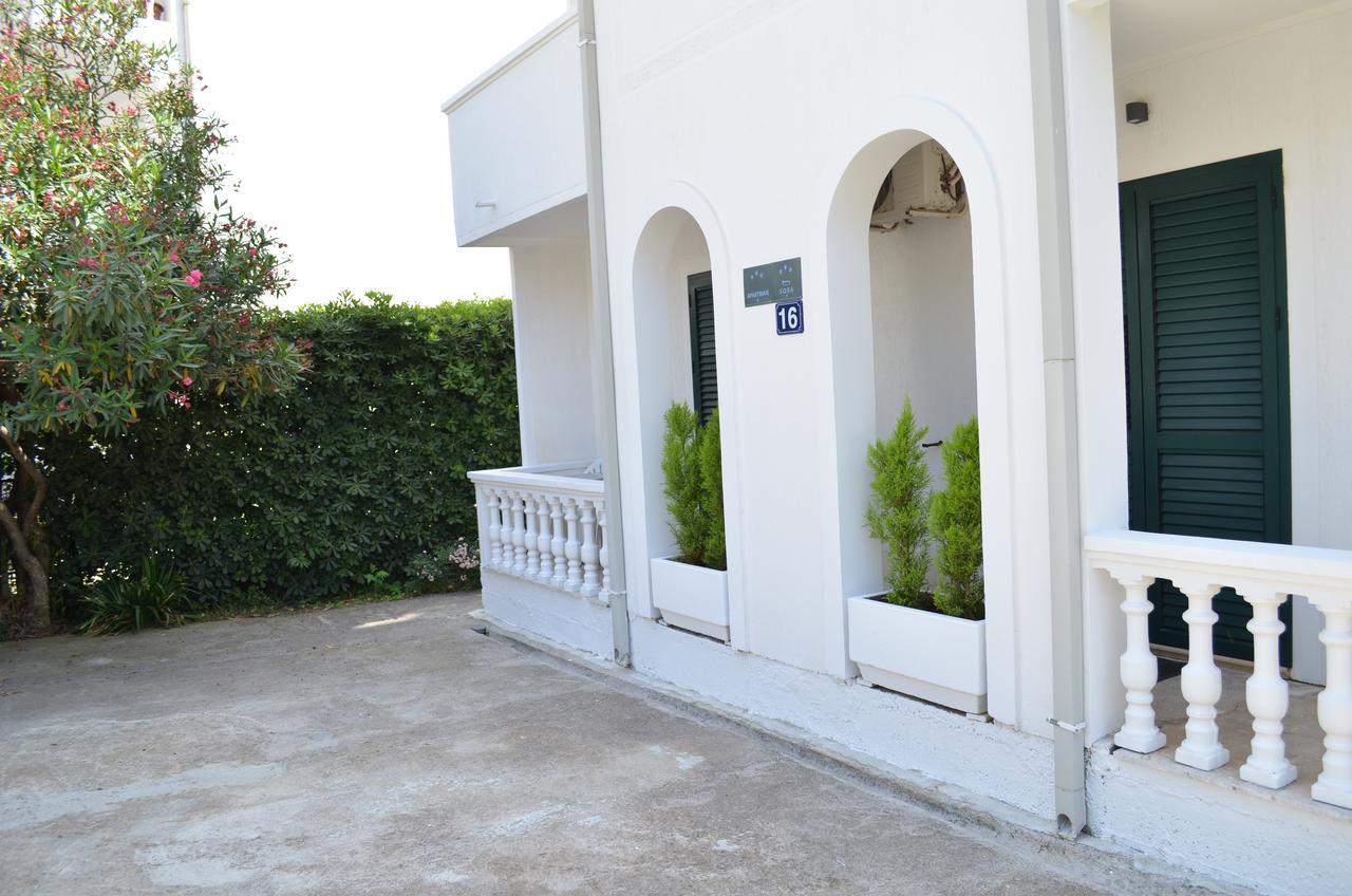 בודווה Amarillo Apartments מראה חיצוני תמונה