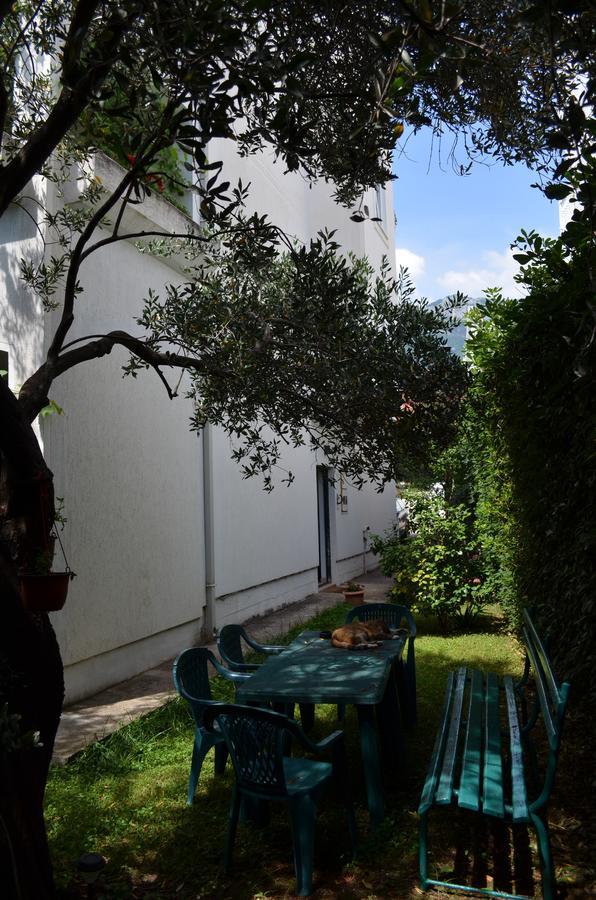 בודווה Amarillo Apartments מראה חיצוני תמונה